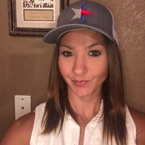 Meet your Posher, April